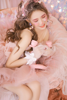 《高压监狱》完整版