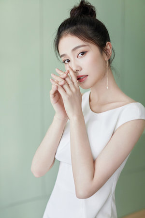 國產精品自在線拍國產手青青機版